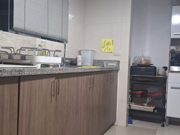 SAN BORJA ALQUILER BONITO DUPLEX VACIO DE 196 M2 MUY BIEN UBICADO EN LA AV ROUSSEAU CERCA A LAS AVENIDAS JAVIER PRADO, LAS ARTES NORTE Y SAN BORJA NOR