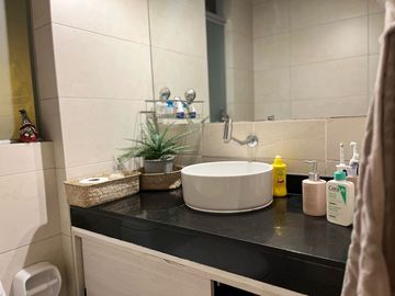 SAN BORJA ALQUILER BONITO DUPLEX VACIO DE 196 M2 MUY BIEN UBICADO EN LA AV ROUSSEAU CERCA A LAS AVENIDAS JAVIER PRADO, LAS ARTES NORTE Y SAN BORJA NOR