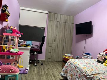SAN BORJA ALQUILER BONITO DUPLEX VACIO DE 196 M2 MUY BIEN UBICADO EN LA AV ROUSSEAU CERCA A LAS AVENIDAS JAVIER PRADO, LAS ARTES NORTE Y SAN BORJA NOR