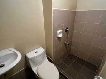 RENT TO OWN UNIT IN BGC | Avida Towers Turf BGC