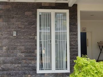 Dijual Rumah Full Furnished Perumahan Elite The Gayungsari Surabaya Selatan