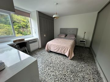 Venta Exclusiva de Apartamento en el Corazón del Barrio Centenario, Oeste de Cali, Colombia
