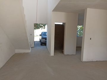 CASA EN VENTA CAMPO SUR TLAJOMULCO