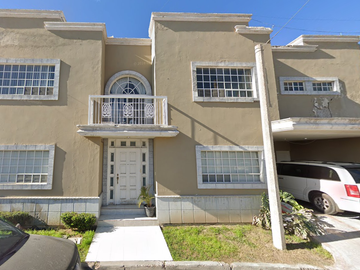 CASA EN VENTA, !! EXELENTE PROPIEDAD DE REMATE, YA ADJUDICADA¡¡- Apartado 1005, Residencial Campestre La Rosita, Torreón, La Rosita, Torreón, Coahuila