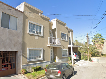 CASA EN VENTA, !! EXELENTE PROPIEDAD DE REMATE, YA ADJUDICADA¡¡- Apartado 1005, Residencial Campestre La Rosita, Torreón, La Rosita, Torreón, Coahuila