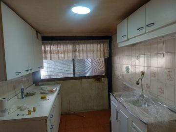 METRO LAGUNA SUR, PUDAHUEL SUR, CASA 2 pisos EN POESIA, VILLA JUAN GUZMAN CRUCHAGA.