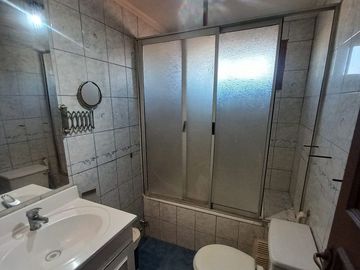 METRO LAGUNA SUR, PUDAHUEL SUR, CASA 2 pisos EN POESIA, VILLA JUAN GUZMAN CRUCHAGA.