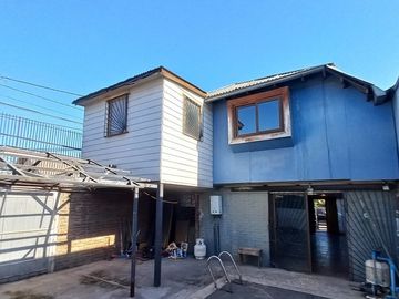 METRO LAGUNA SUR, PUDAHUEL SUR, CASA 2 pisos EN POESIA, VILLA JUAN GUZMAN CRUCHAGA.