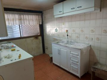 METRO LAGUNA SUR, PUDAHUEL SUR, CASA 2 pisos EN POESIA, VILLA JUAN GUZMAN CRUCHAGA.