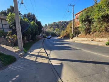 Av. Noruega, a pasos Parque los Ingleses, a 5 minutos Av. Argentina