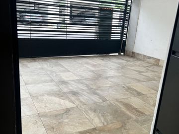 CASA EN VENTA RESIDENCIAL ARVORE SANTA CATARINA N.L.