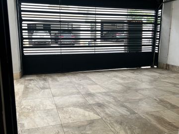 CASA EN VENTA RESIDENCIAL ARVORE SANTA CATARINA N.L.