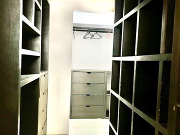 CASA EN VENTA RESIDENCIAL ARVORE SANTA CATARINA N.L.