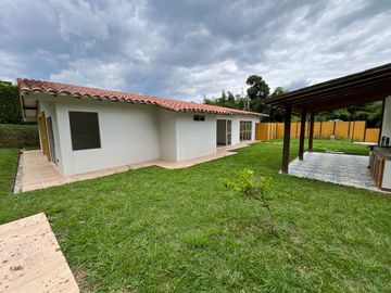 VENTA CASA CAMPESTRE EN CERRITOS