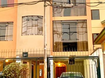¡Alquiler de departamento en Santa Patricia – Espacioso y funcional!
