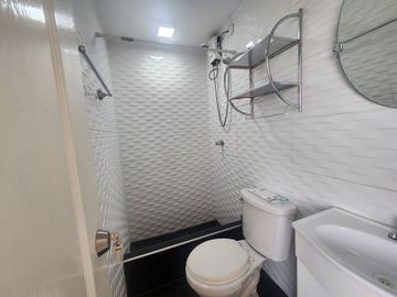 ¡Alquiler de departamento en Santa Patricia – Espacioso y funcional!
