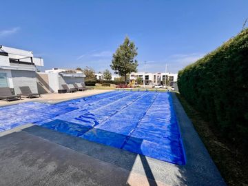 CASAEN ALTARERRA II CON EXCEDENTE DE TERRENO Y ESQUINA