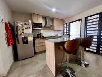CASAEN ALTARERRA II CON EXCEDENTE DE TERRENO Y ESQUINA