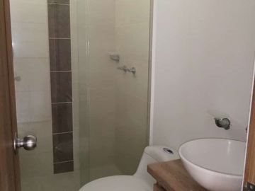CASA EN CONJUNTO CERRADO DOSUQBERDAS EN VENTA