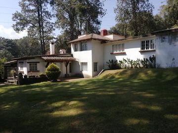 VENTA DE CASA DE CAMPO CON RECÁMARA EN PLANTA BAJA EN HUITZILAC, MORELOS