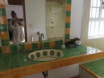 VENTA DE CASA DE CAMPO CON RECÁMARA EN PLANTA BAJA EN HUITZILAC, MORELOS
