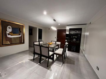 Vendo Lindo departamento con Vista lateral al mar en esquina con Malecón Bertoloto