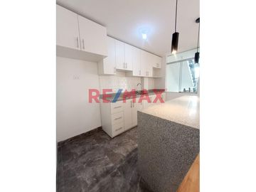 Vendo Departamento Flat En Urb.Mangomarca S.J.L