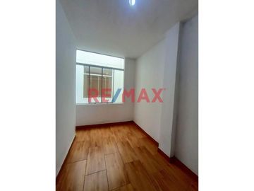 Vendo Departamento Flat En Urb.Mangomarca S.J.L