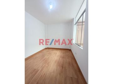 Vendo Departamento Flat En Urb.Mangomarca S.J.L