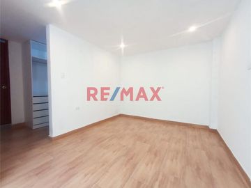 Vendo Departamento Flat En Urb.Mangomarca S.J.L