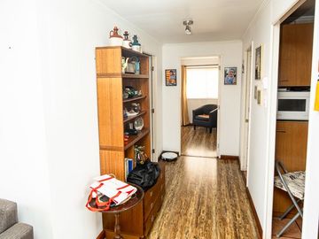 SE VENDE CASA EN CALLE 21 DE MAYO.