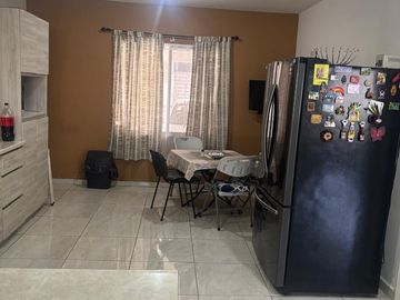 CASA VENTA CUMBRES 5to SECTOR