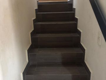 CASA VENTA CUMBRES 5to SECTOR