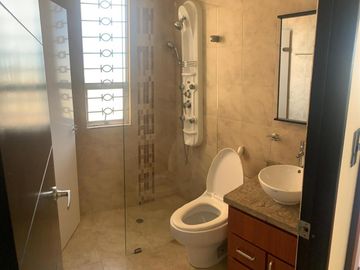 ESPECTACULAR CASA ESQUINERA EN VENTA