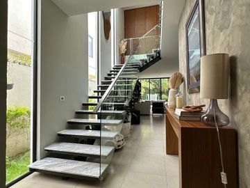 Casa de Lujo en Renta Bosques Vallarta, Coto Amate, 3 Rec. 3.5 Baños, Casa Club