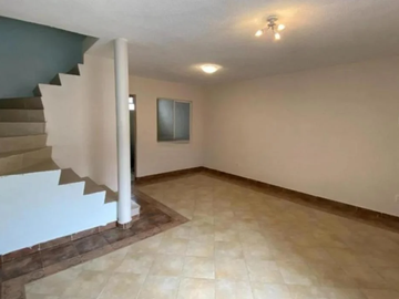 Hermosa Casa en venta en Cuautitlan Izcalli, Urbi quinta Montecarlo