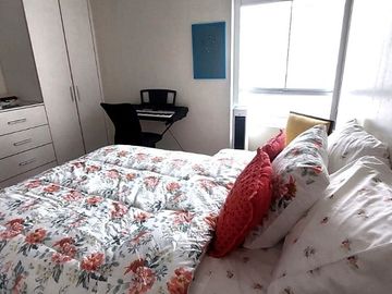 Vendo hermoso y bien cuidado departamento en el 1er piso de un moderno edificio en Vazlle Hermoso
