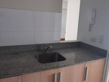 DEPARTAMENTO EN AVENIDA ARENALES CDRA. 14.