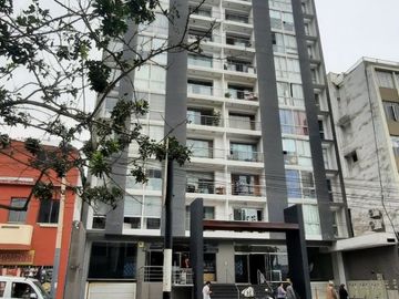 DEPARTAMENTO EN AVENIDA ARENALES CDRA. 14.