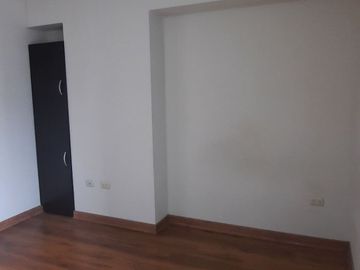DEPARTAMENTO EN AVENIDA ARENALES CDRA. 14.