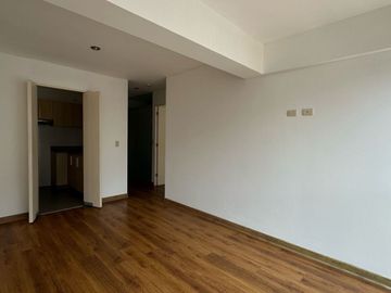 DEPARTAMENTO EN AVENIDA ARENALES CDRA. 14.