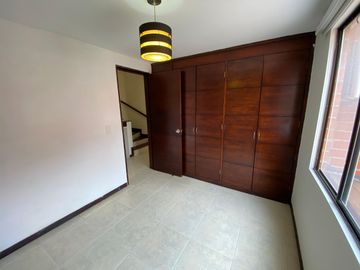 Venta Casa 5 Habitaciones en Condominio - Ciudad Jardín, Sur de Cali
