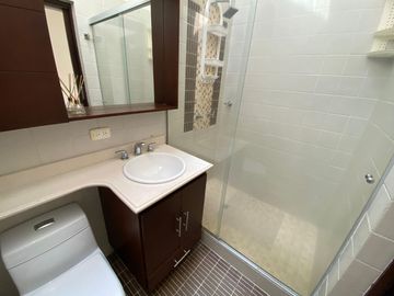 Venta Casa 5 Habitaciones en Condominio - Ciudad Jardín, Sur de Cali