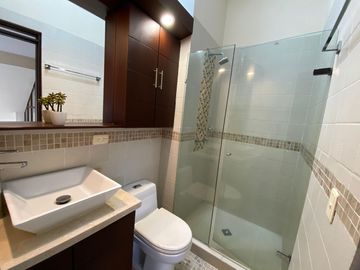Venta Casa 5 Habitaciones en Condominio - Ciudad Jardín, Sur de Cali