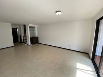 Venta Casa 5 Habitaciones en Condominio - Ciudad Jardín, Sur de Cali