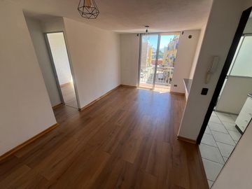 Depto. Remodelado de 3D y 1B en Av. 2da Transversal con Uno Sur. Maipú.