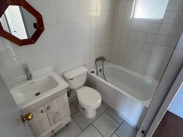Depto. Remodelado de 3D y 1B en Av. 2da Transversal con Uno Sur. Maipú.