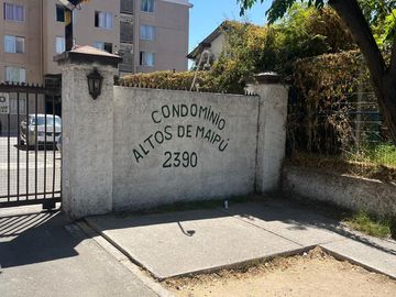 Depto. Remodelado de 3D y 1B en Av. 2da Transversal con Uno Sur. Maipú.