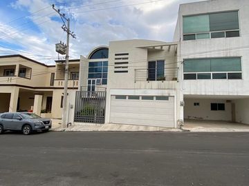 CASA EN VENTA HACIENDA SAN JERÓNIMO