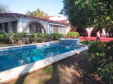 VENTA DE CASA  TIPO HACIENDA EN COCOYOC